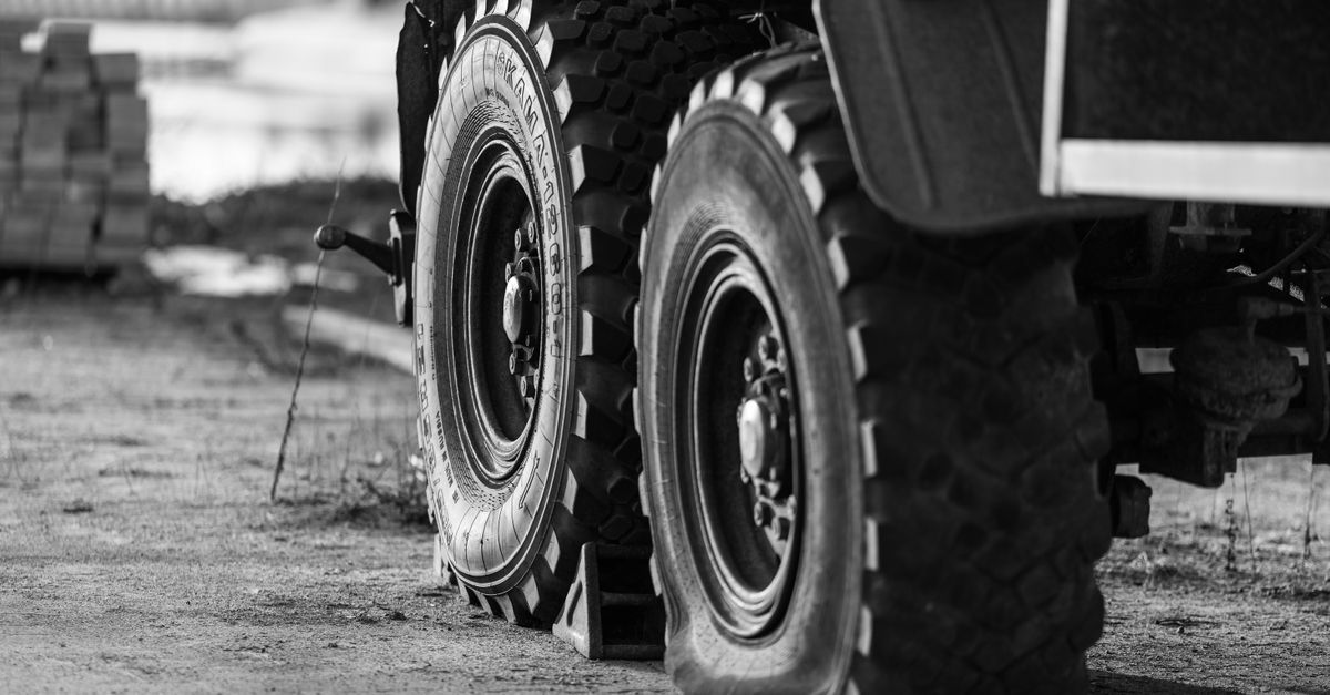 Truck Tires (Injection) — wholesale Plastics & Rubber