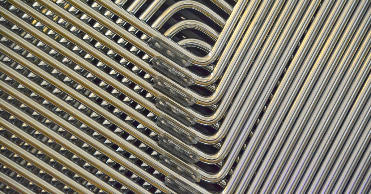 Stainless Steel Angle (Recycled) — wholesale Base Metals