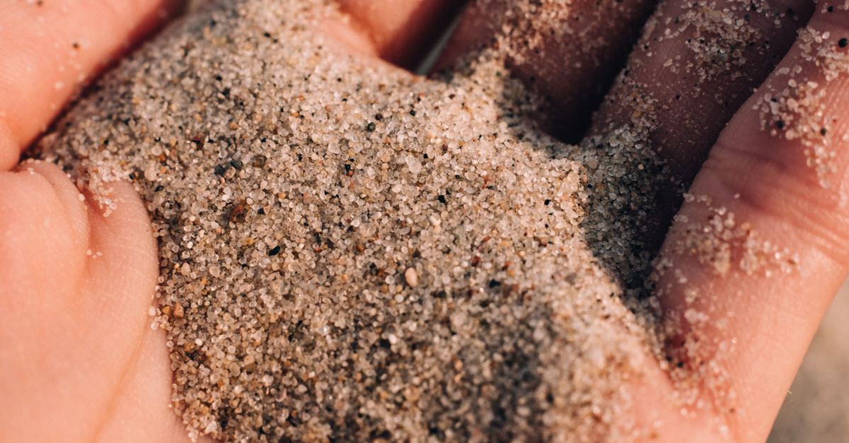 Silica Sand (Granular) — wholesale Minerals
